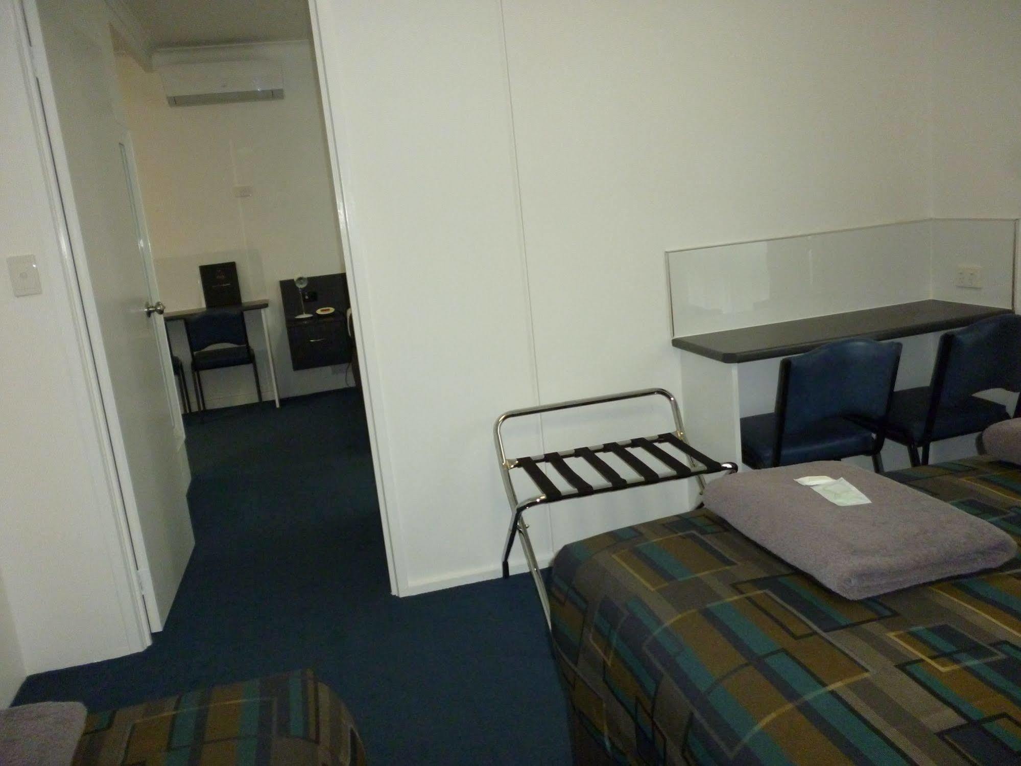 Otway Gate Motel Коулек Екстериор снимка